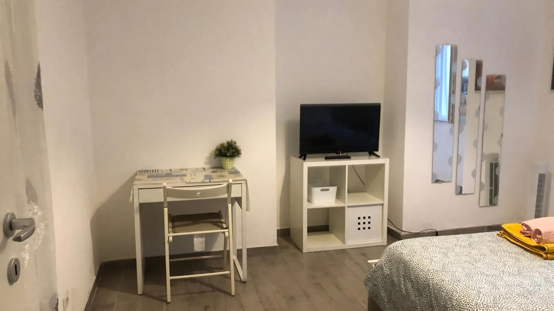 Colibri Apartment Rome