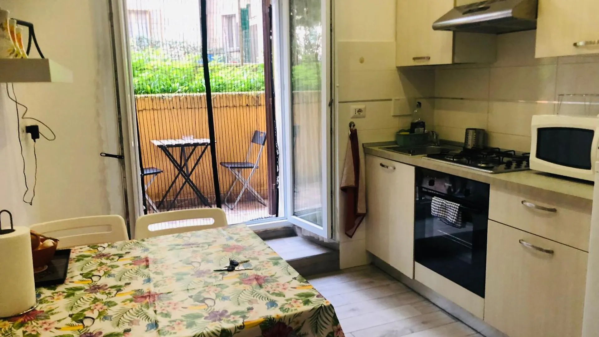 Colibri Apartment Rome